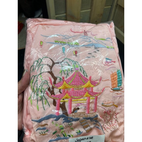 Vintage Longerty Japanese Kimono One Size Fits Most Embroidered Pink Robe - Picture 2 of 5